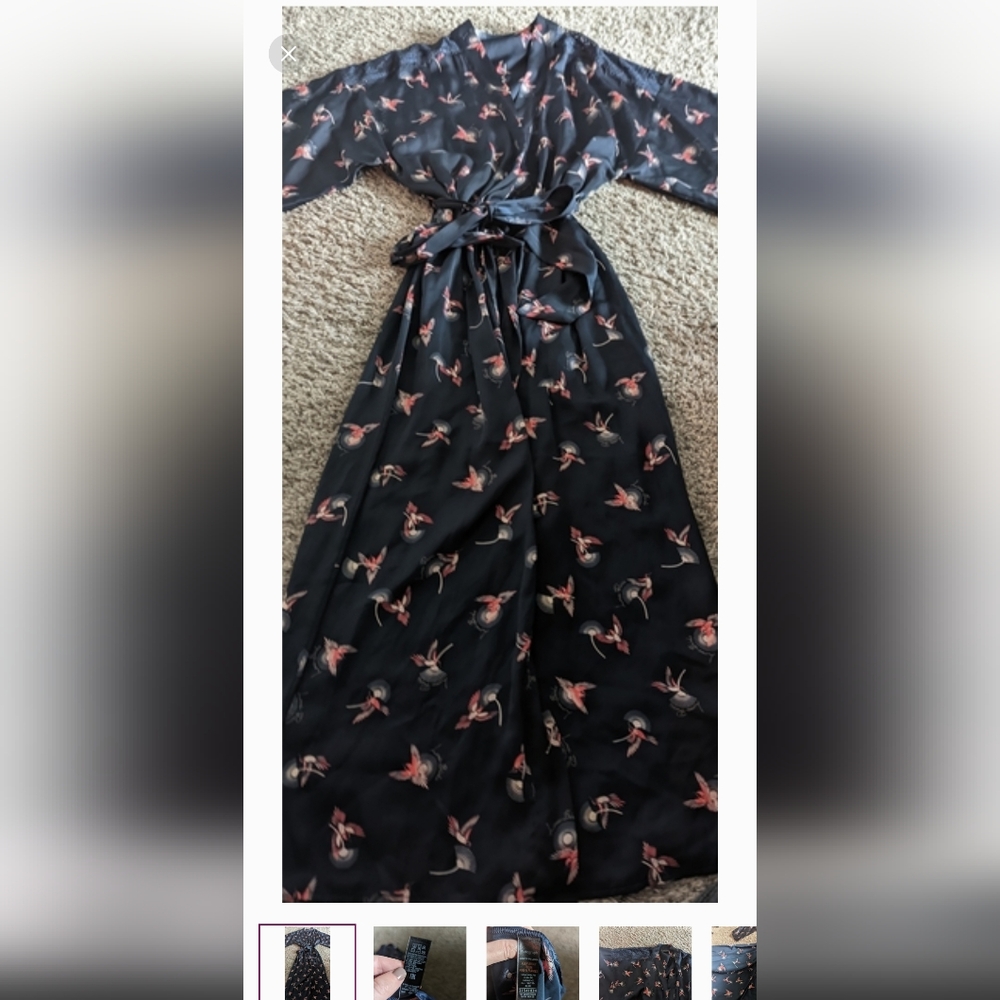 Rosie autograph collection robe. nwot